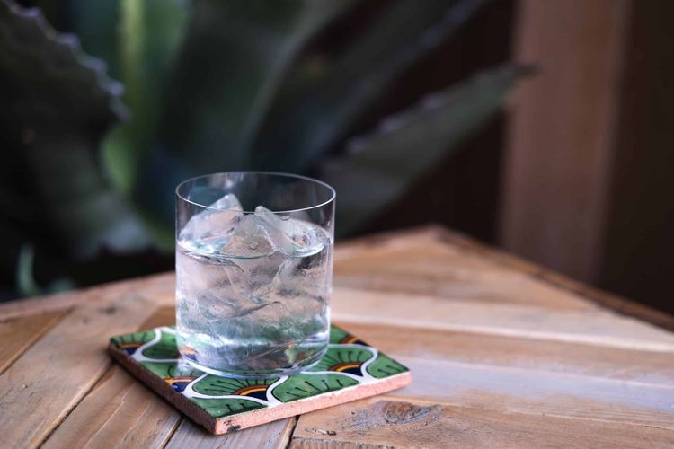 HACHA bar cocktail delivery