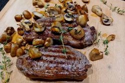 Pan Seared Steak with Mushrooms And Thyme