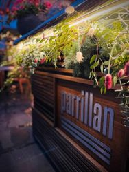 Parrillan winter terrace sign